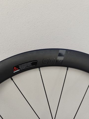Used Attaque Carbon Wheels 2024 bike — image 5 of 7
