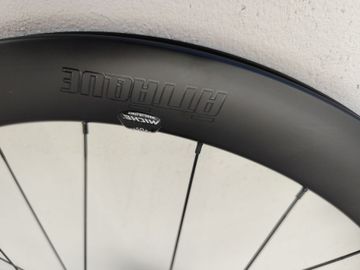 Used Attaque Carbon Wheels 2024 bike — image 2 of 7