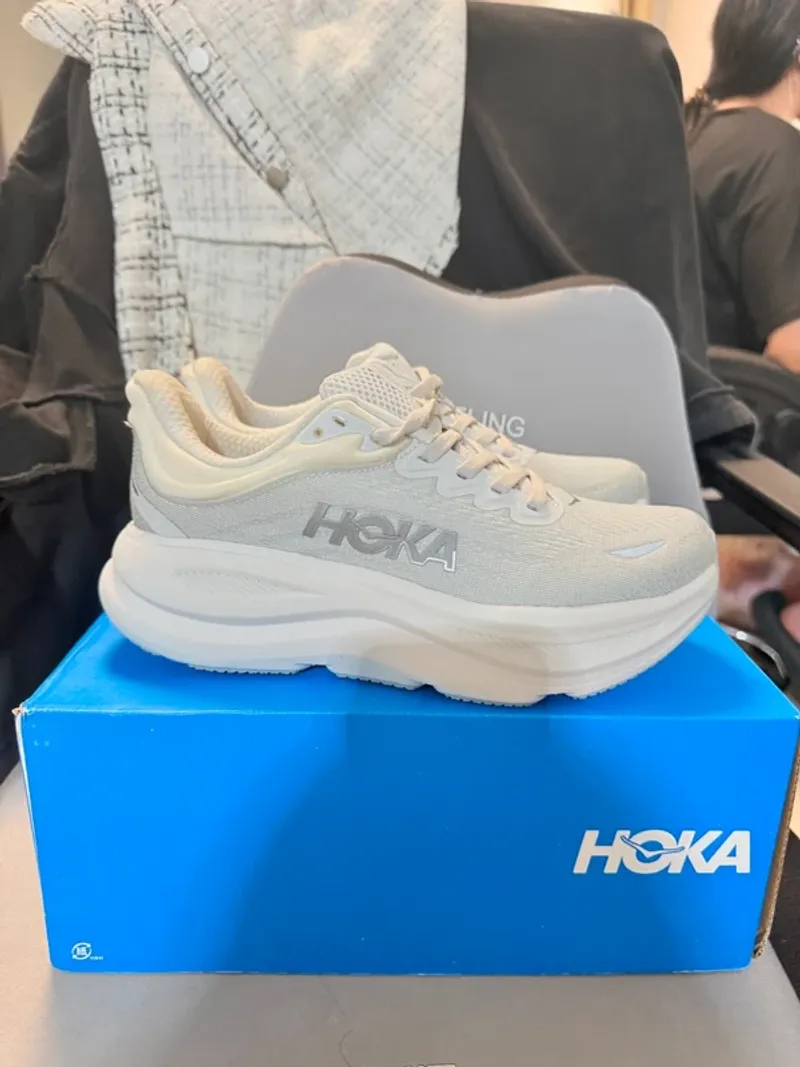 Used Hoka Bondi 9 Running Shoes