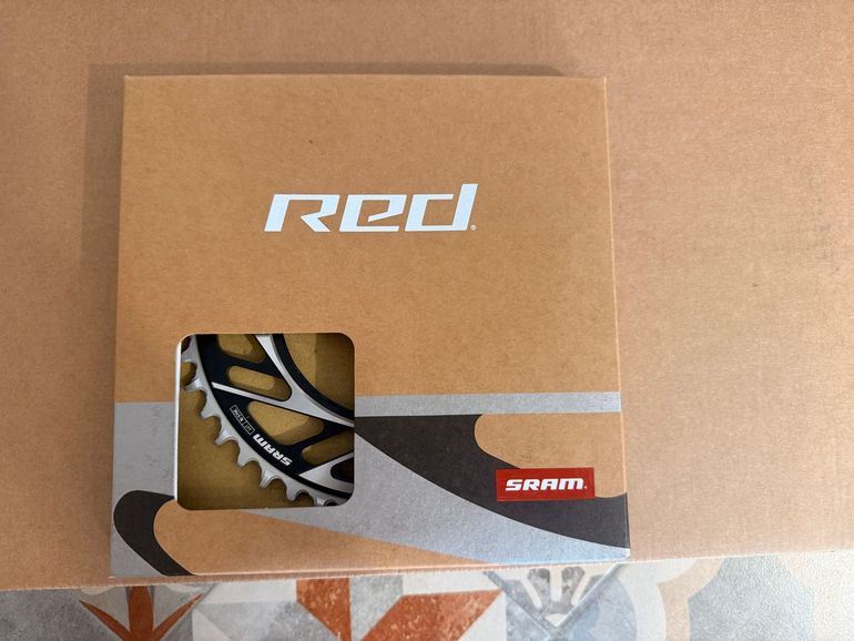 Brugt Sram Red XPLR E1 Threaded Mount 44t 2026 bike — billede 2 af 3