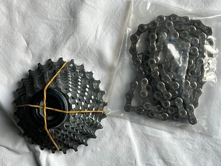 Used Campagnolo Athena 11-Speed Groupset bike — image 18 of 20
