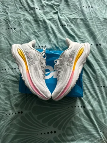 Used Hoka Clifton 10 bike — image 2 of 7