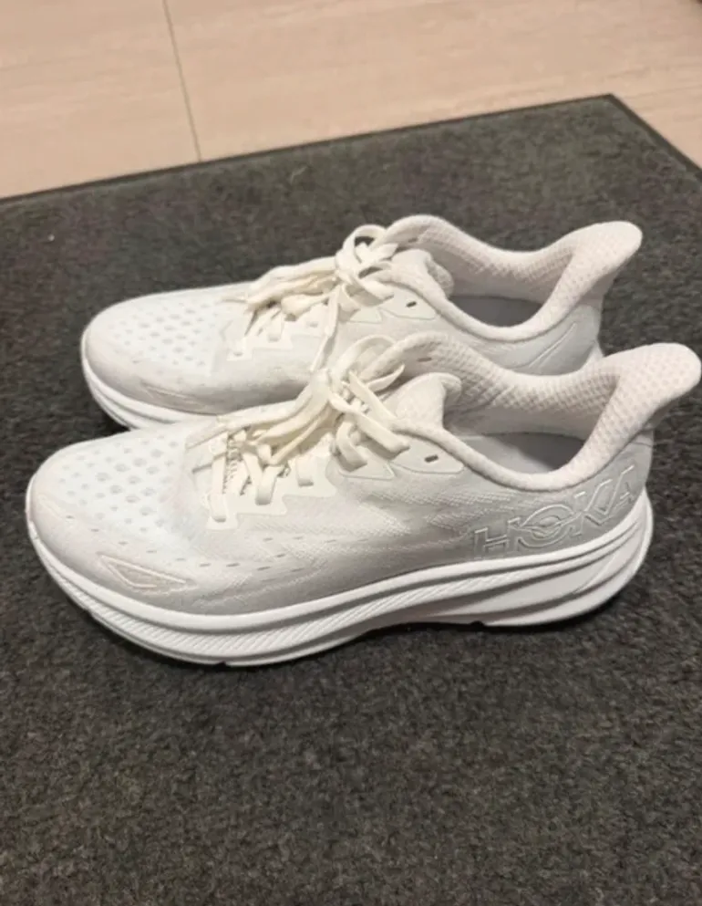Used Hoka Clifton 9 bike — image 2 of 4