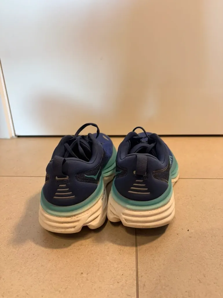 Hoka Bondi 8 bike d'occasion — image 4 sur 8