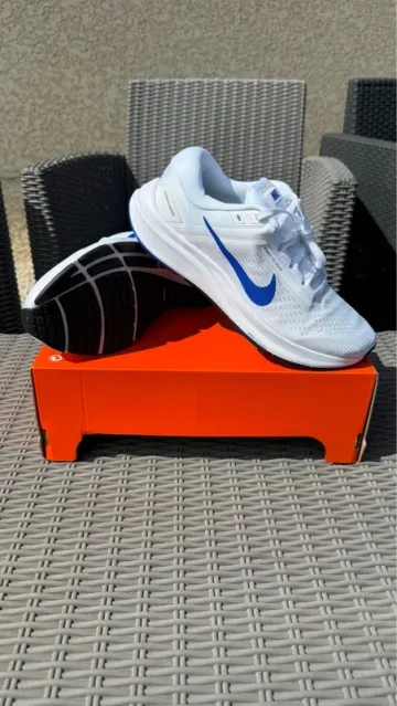 Nike Air Zoom Structure 24 bike d'occasion — image 2 sur 5