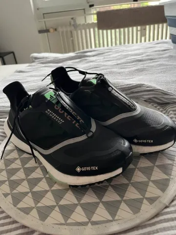Used Adidas Laufschuhe bike — image 1 of 8