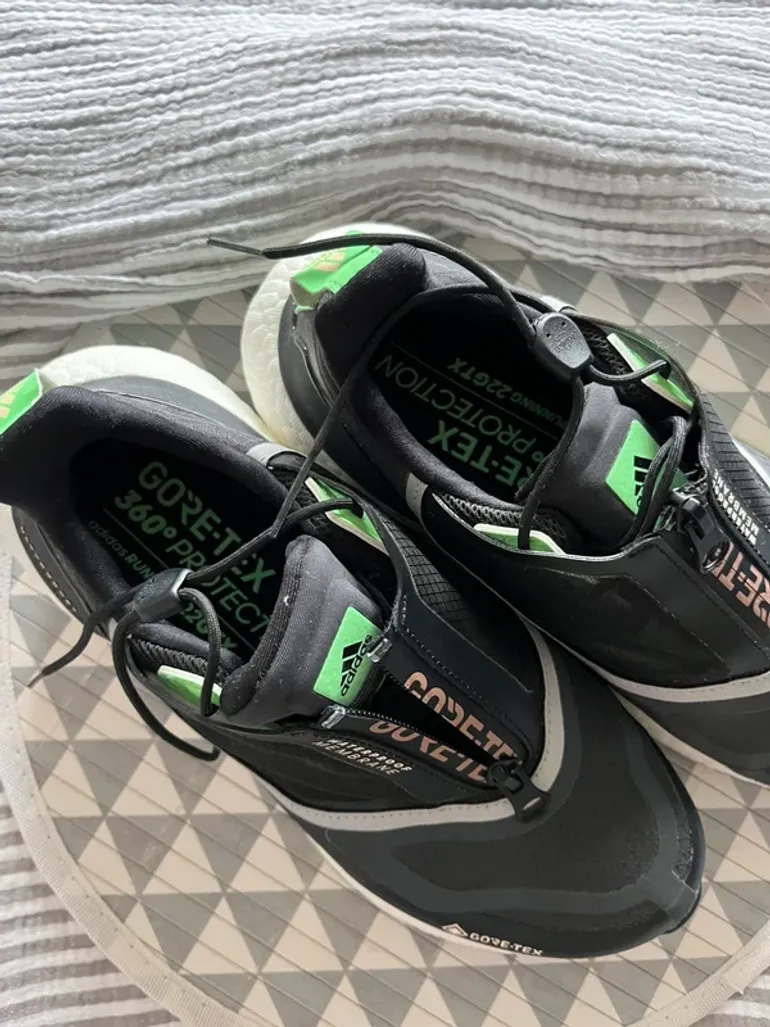 Used Adidas Laufschuhe bike — image 3 of 8