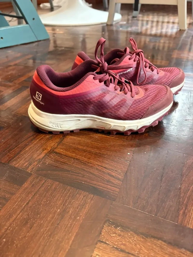 Used Salomon Trailster 2 Running Shoes