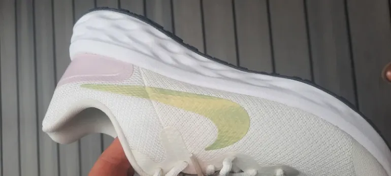 Used Nike Revolution 6 NN bike — image 5 of 9