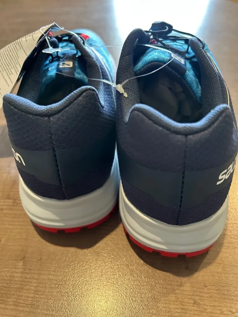 Used Salomon Trailrunning Shoes bike — image 5 of 7