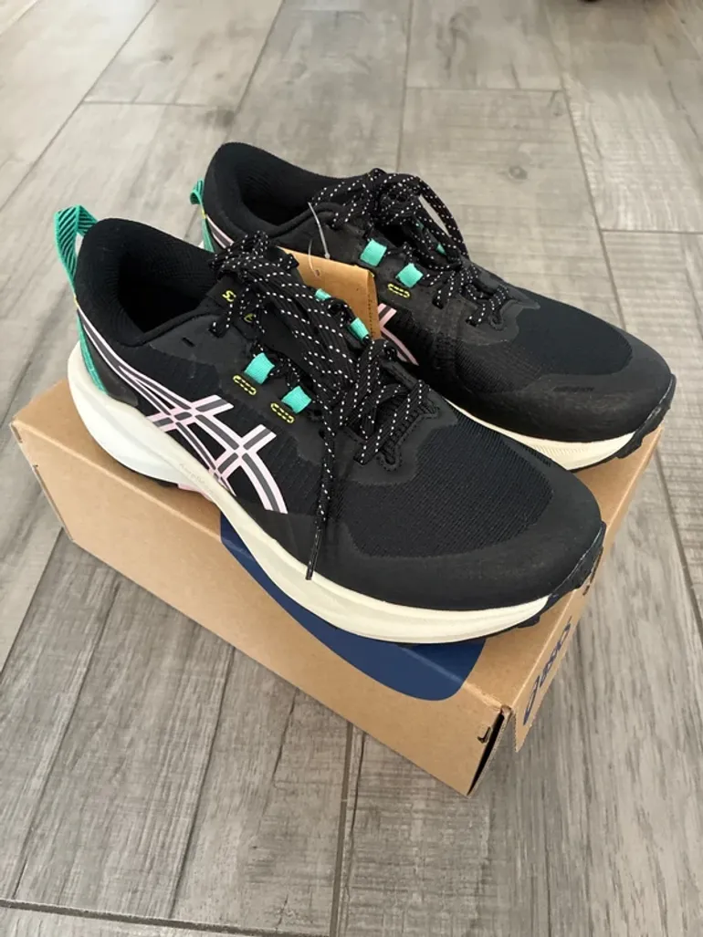 Used Asics Gel Venture bike — image 2 of 5