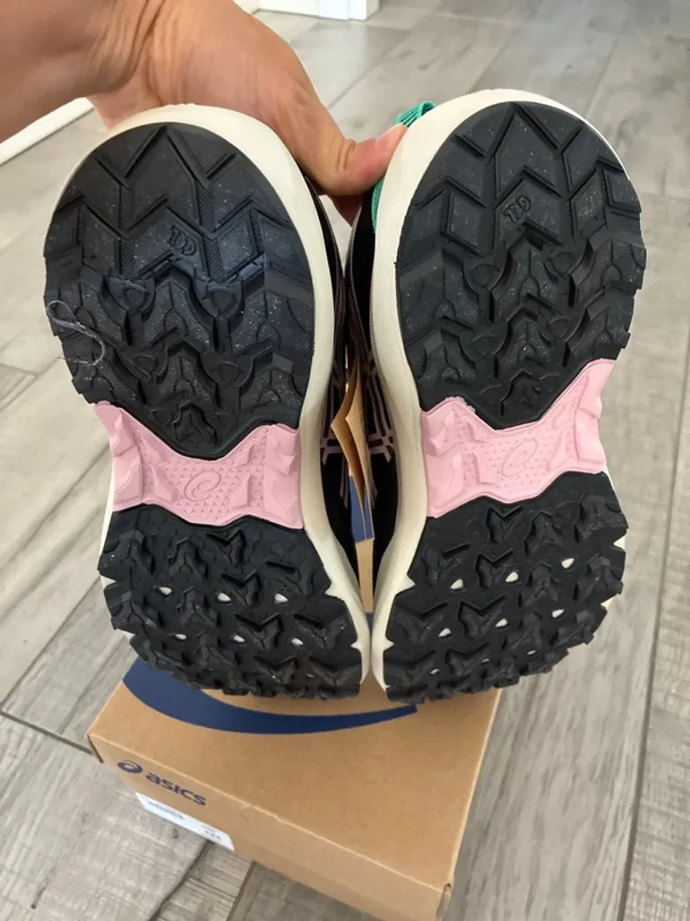 Used Asics Gel Venture bike — image 5 of 5