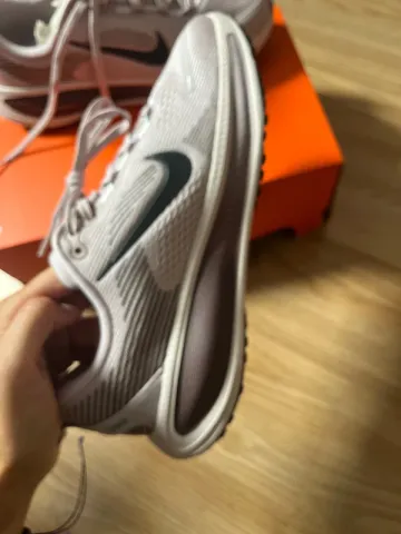Käytetty Nike Vomero 18 bike — kuva 8 / 9