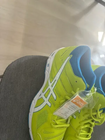 Used Asics Gel-Beyond 5 MT bike — image 3 of 3