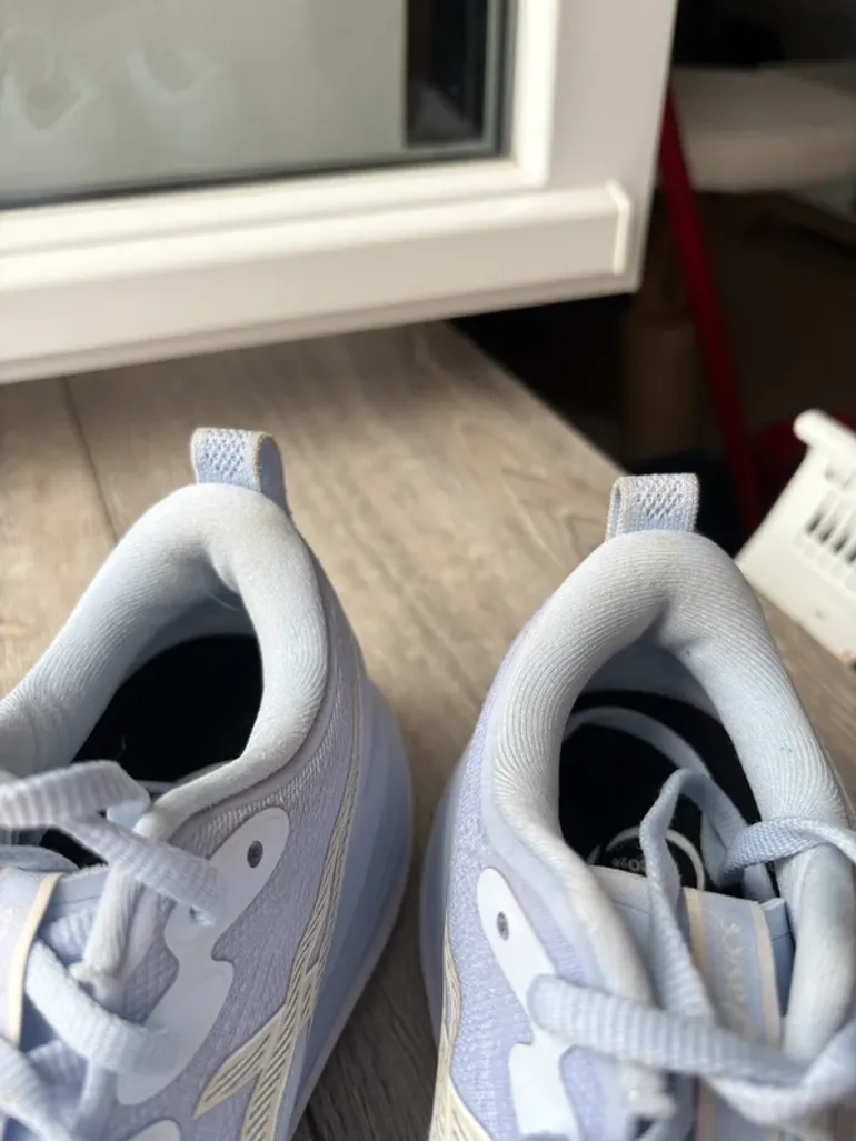 Used Asics Gel-Cumulus 27 bike — image 6 of 7