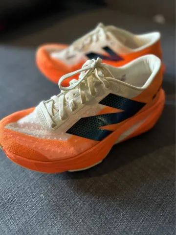 Gebrauchtes New Balance Rebel bike — Bild 1 von 4