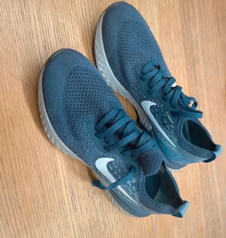 Nike Flyknit bike usato — immagine 3 di 7