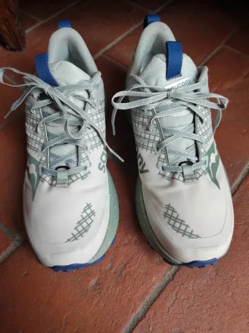 Used Saucony Trail Running Shoes bike — image 1 of 7
