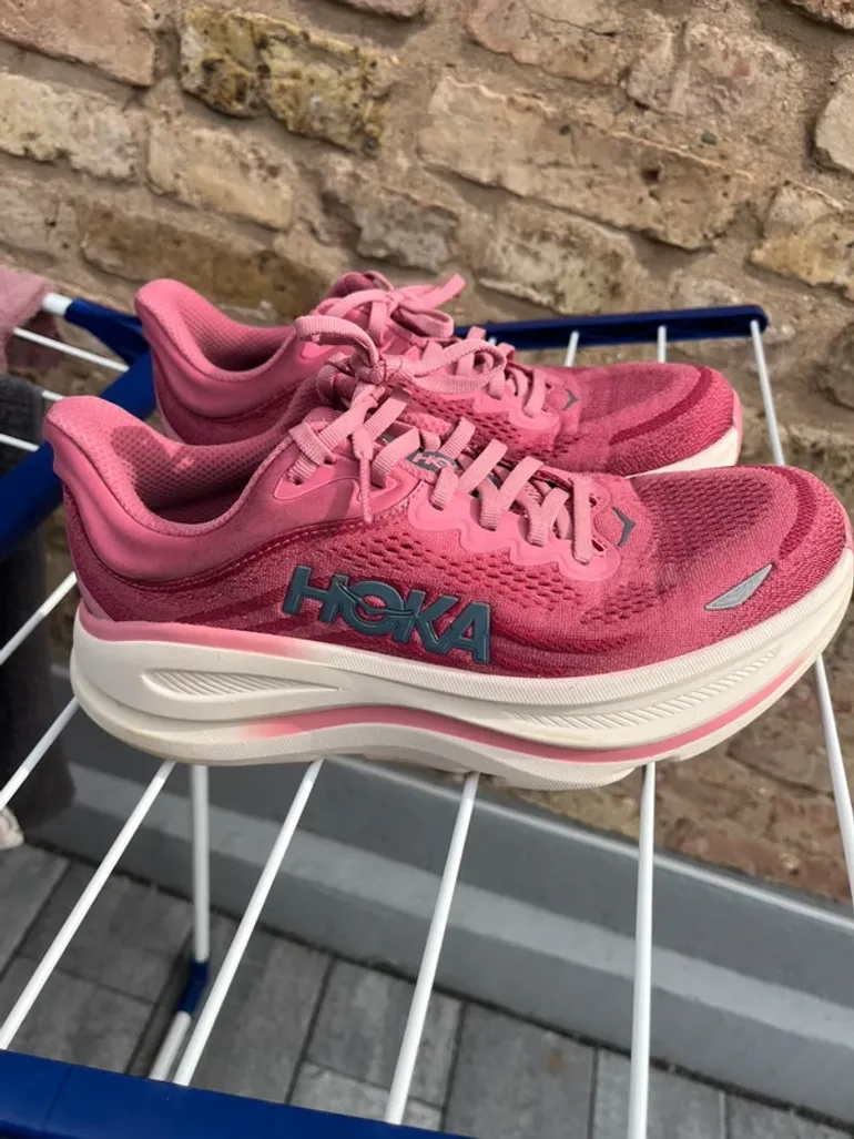 Hoka Bondi 9 bike d'occasion — image 2 sur 14