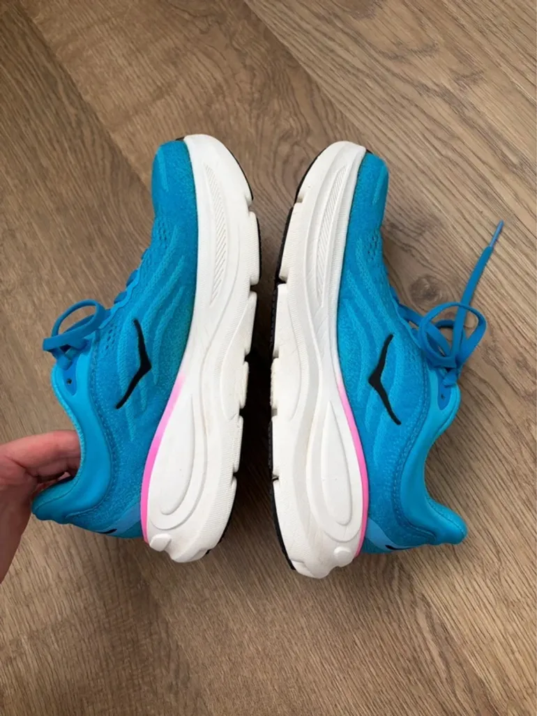Hoka Bondi 9 bike d'occasion — image 3 sur 6