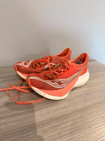 Gebrauchtes Saucony Endorphin Pro bike — Bild 1 von 5