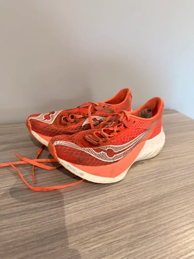 Gebrauchtes Saucony Endorphin Pro Running Shoes