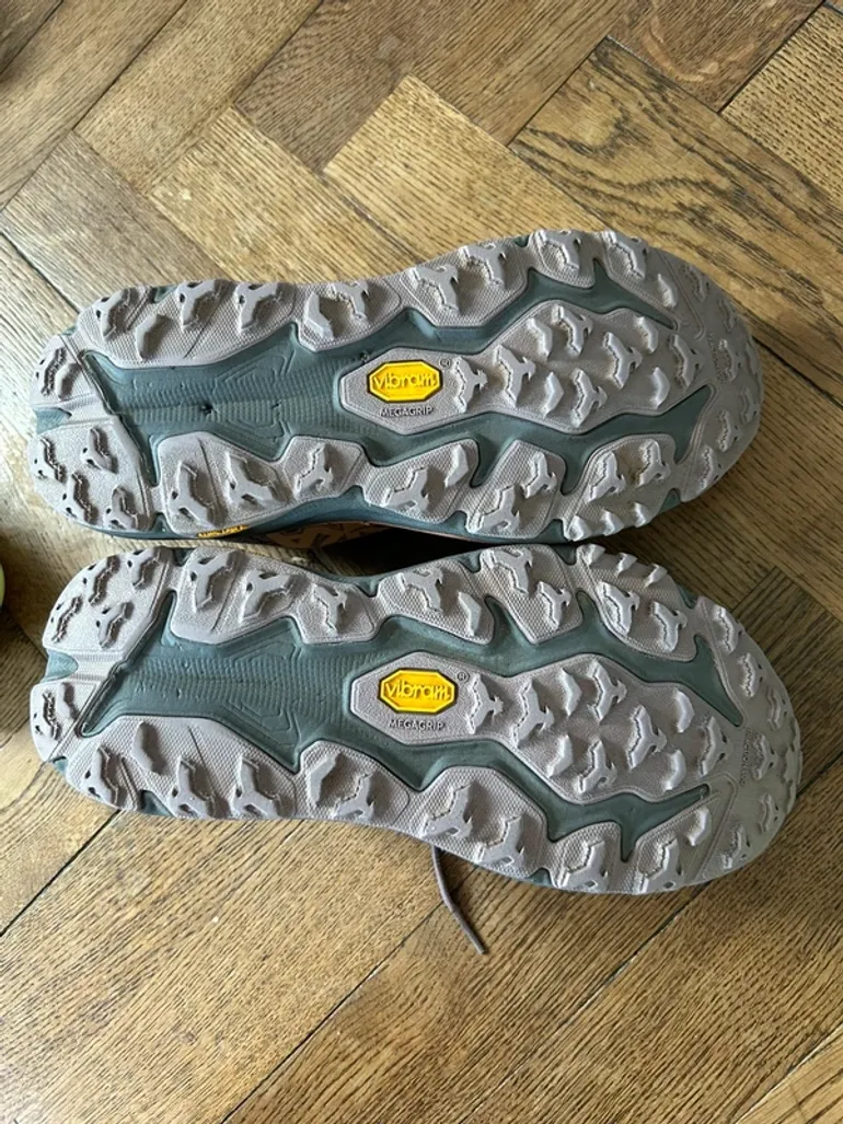 Gebrauchtes Hoka Speedgoat 6 GTX bike — Bild 2 von 4