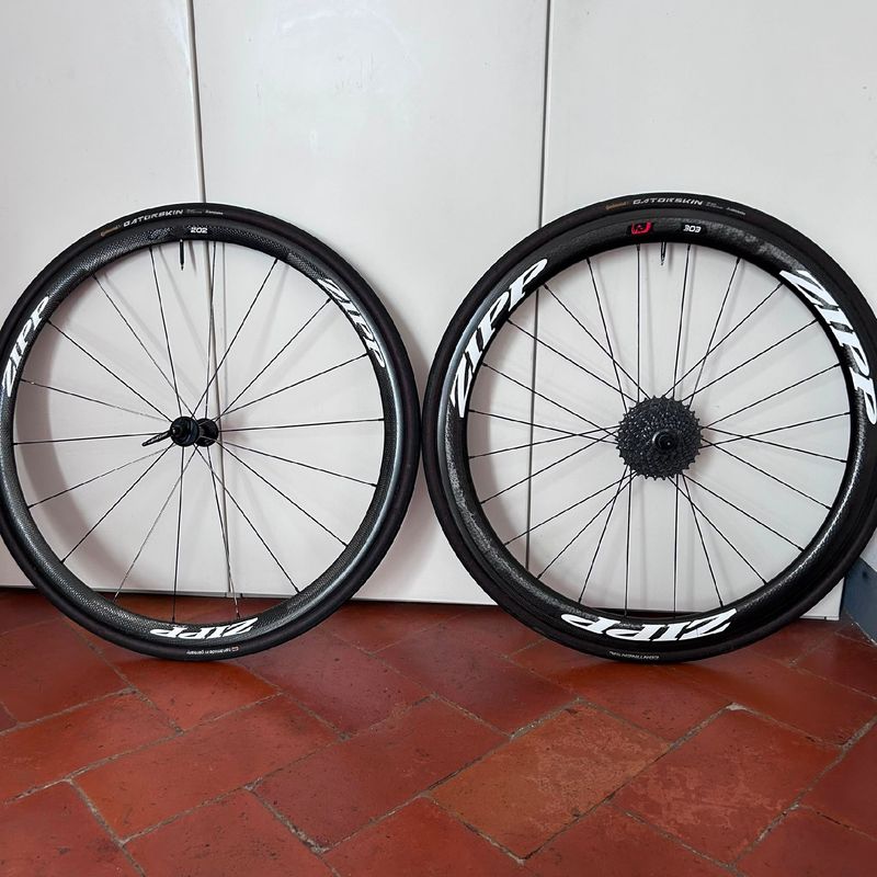 Used Zipp 202 and 303 Wheels Wheels