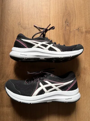 Asics Running Shoes bike d'occasion — image 4 sur 7