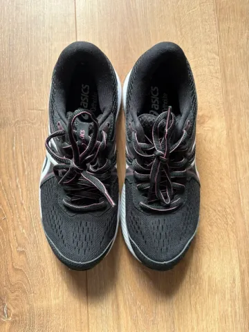 Asics Running Shoes bike d'occasion — image 3 sur 7