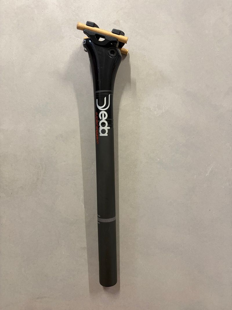 Tweedehands Deda Elementi Superleggero Seatpost 2025 Saddles & Seatposts