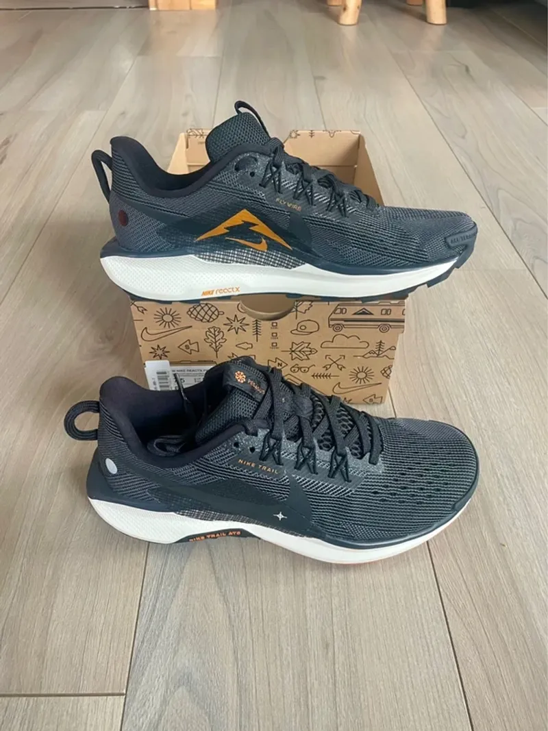 Pegasus ReactX Trail 5 Running Shoes usato