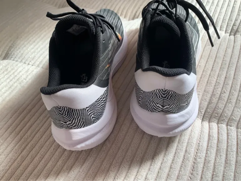 Tweedehands Nike Running Shoes bike — afbeelding 5 van 6
