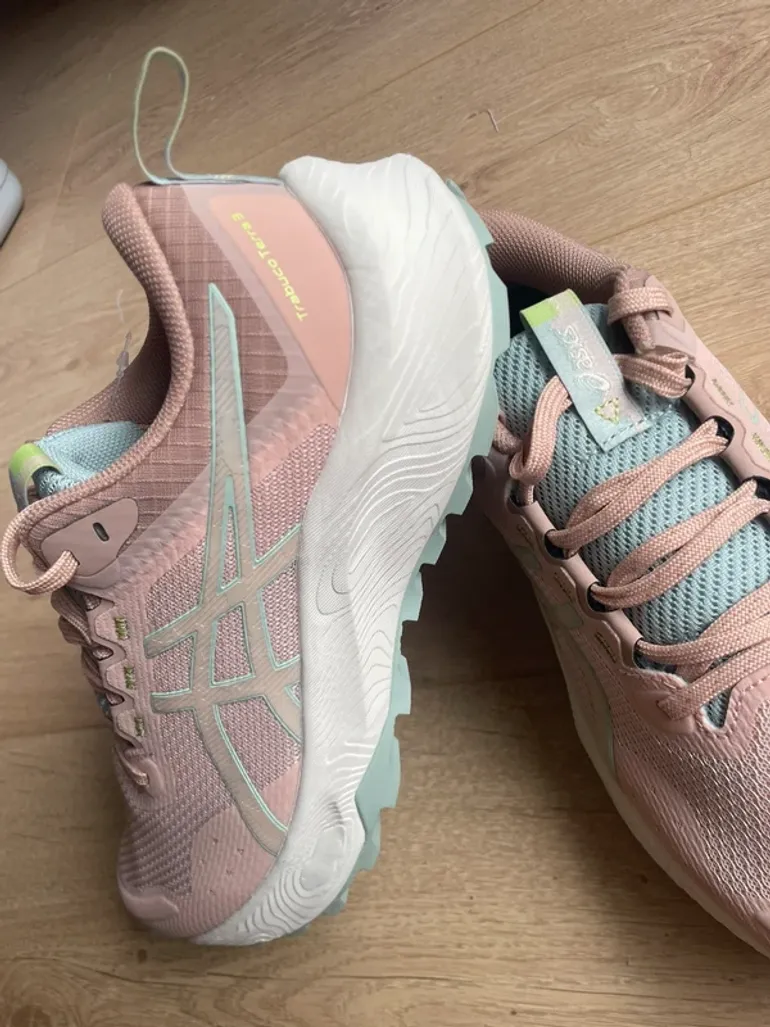 Tweedehands Asics Trabucura 3 bike — afbeelding 9 van 11