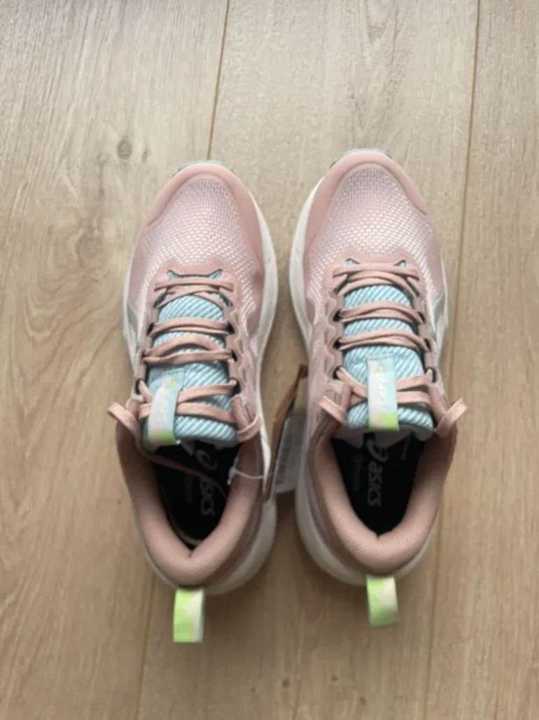 Tweedehands Asics Trabucura 3 bike — afbeelding 3 van 11