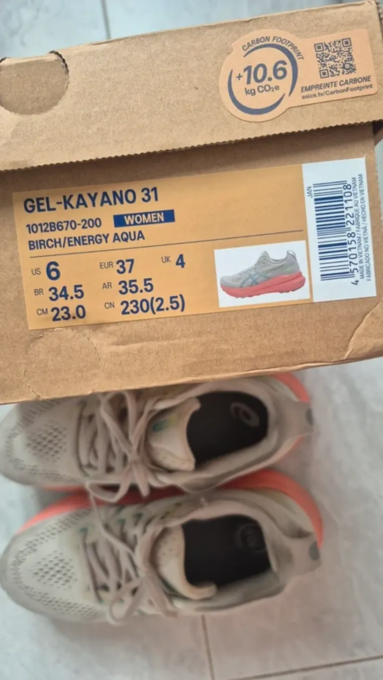 Used Asics Running Shoes bike — image 2 of 2