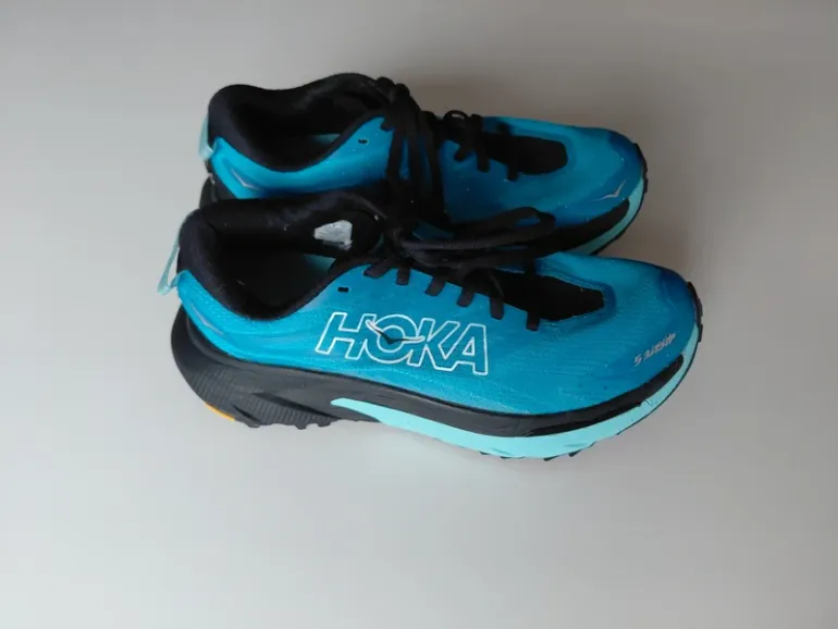 Used Hoka Mafate 5 bike — image 3 of 5
