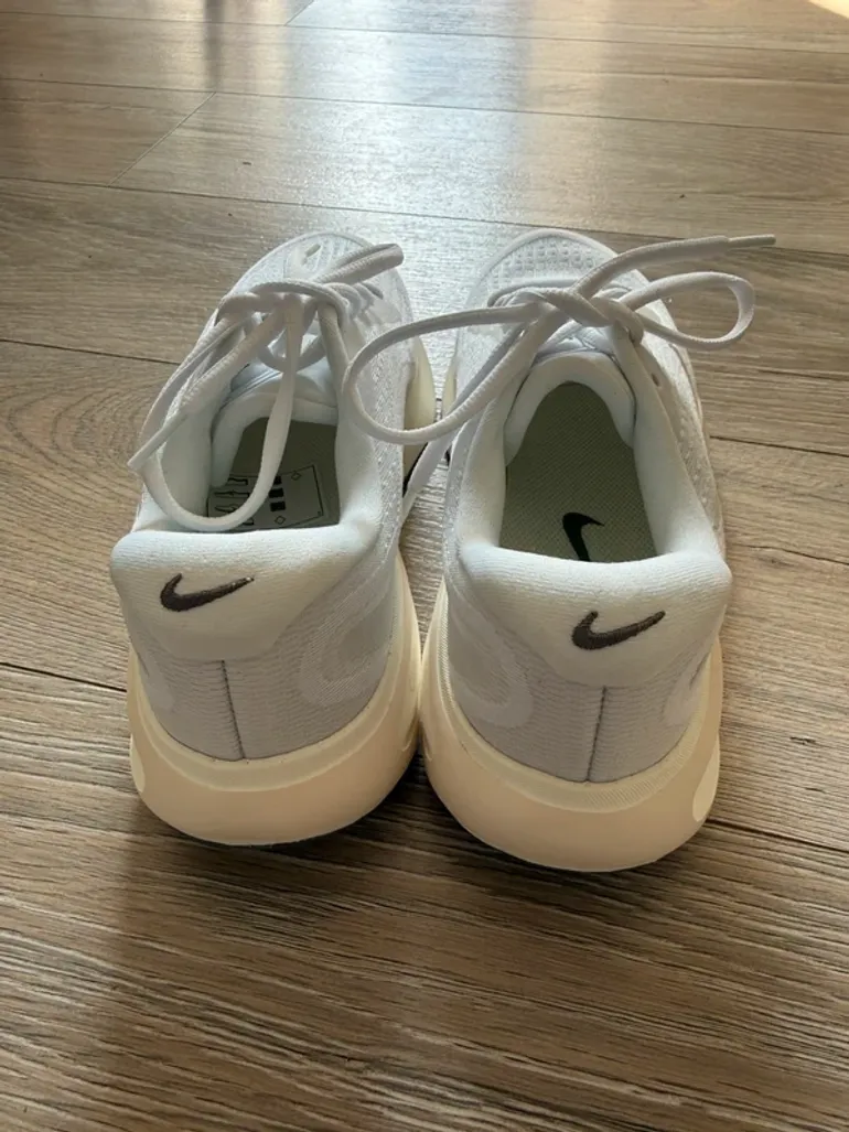 Used Nike Laufschuhe bike — image 2 of 7