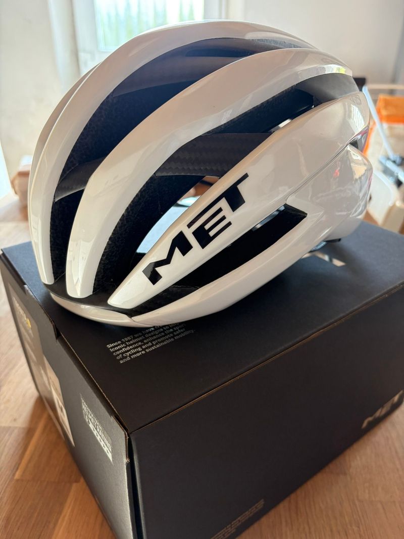 Used MET Trenta 3K Carbon MIPS Air 2026 Cycling Accessories