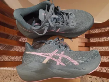 Scarpa Novablast 6 bike d'occasion — image 1 sur 8