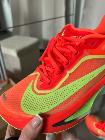Used Nike Zoom Fly 6 bike — image 6 of 8