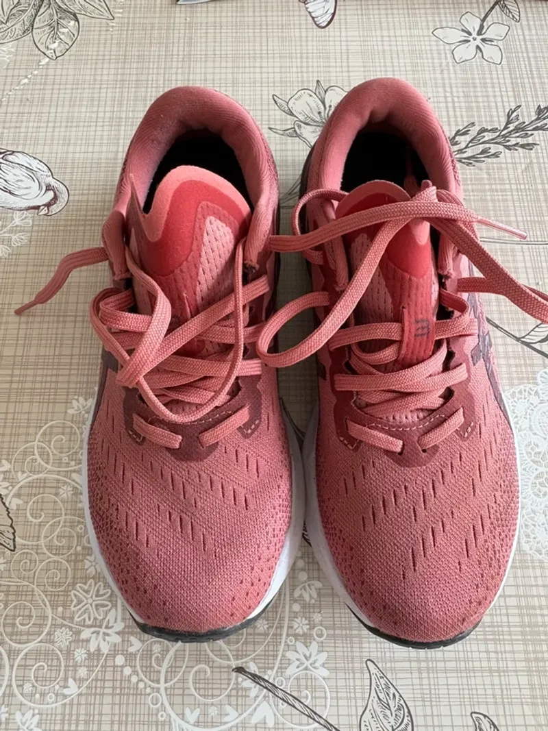 Gebrauchtes Asics FFBlast Running Shoes