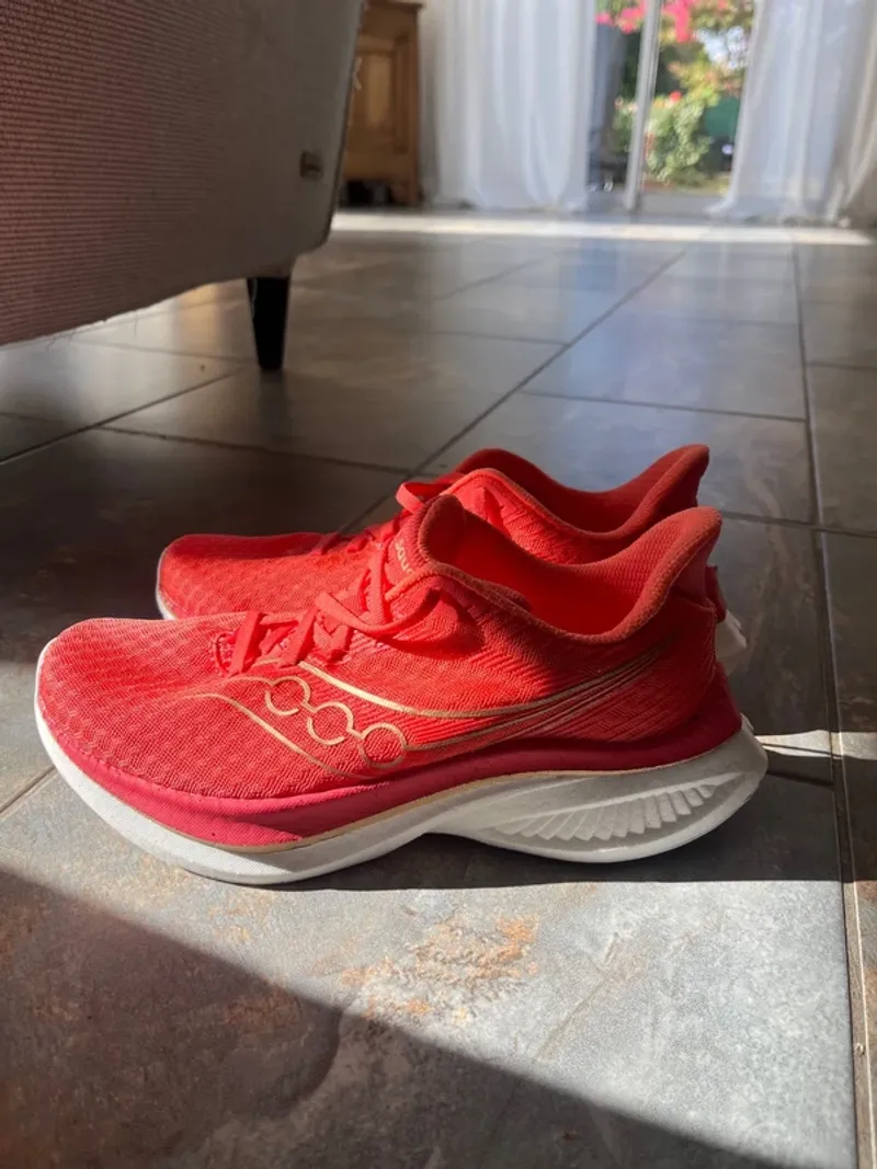 Saucony Endorphin Speed 5 Running Shoes d'occasion