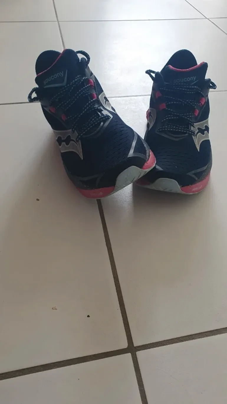 Použité Saucony Running Shoes bike — obrázek 3 z 3
