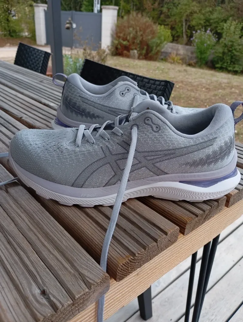 Used Asics Gel Glorify 6 Running Shoes