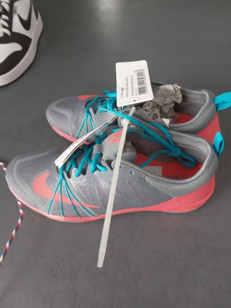 Použité Nike Cross Country Shoes bike — obrázek 6 z 9