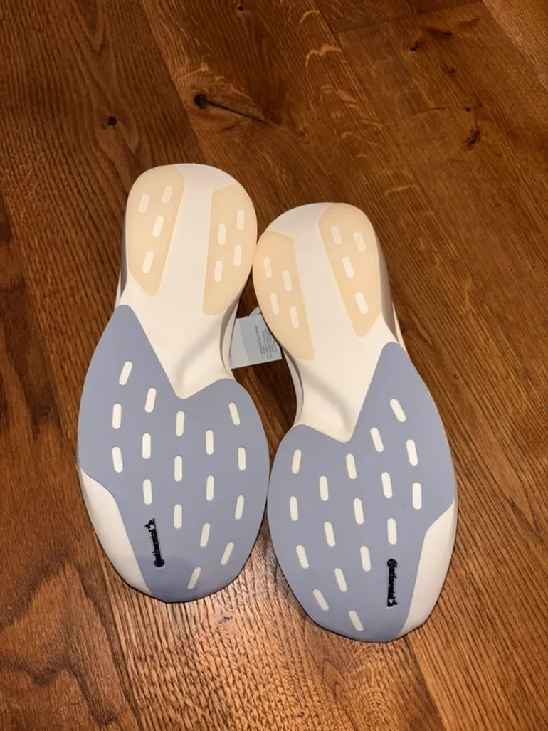 Used Adidas evo sl w bike — image 2 of 5