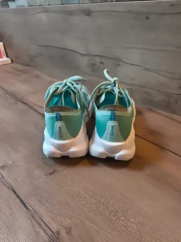 Použité Hoka Match X2 bike — obrázek 3 z 6