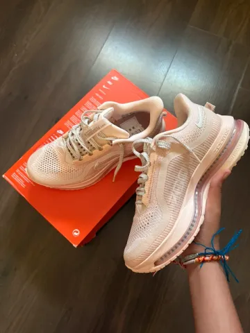 Nike Pegasus bike d'occasion — image 4 sur 6
