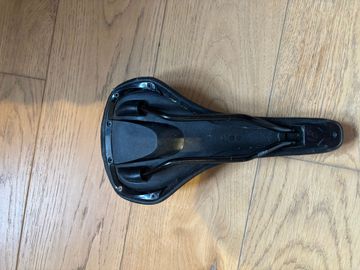 Brugt Bontrager Saddle bike — billede 2 af 3